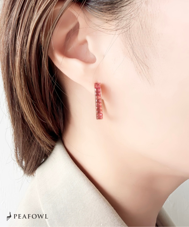 Rectangle Stone Line Pierce