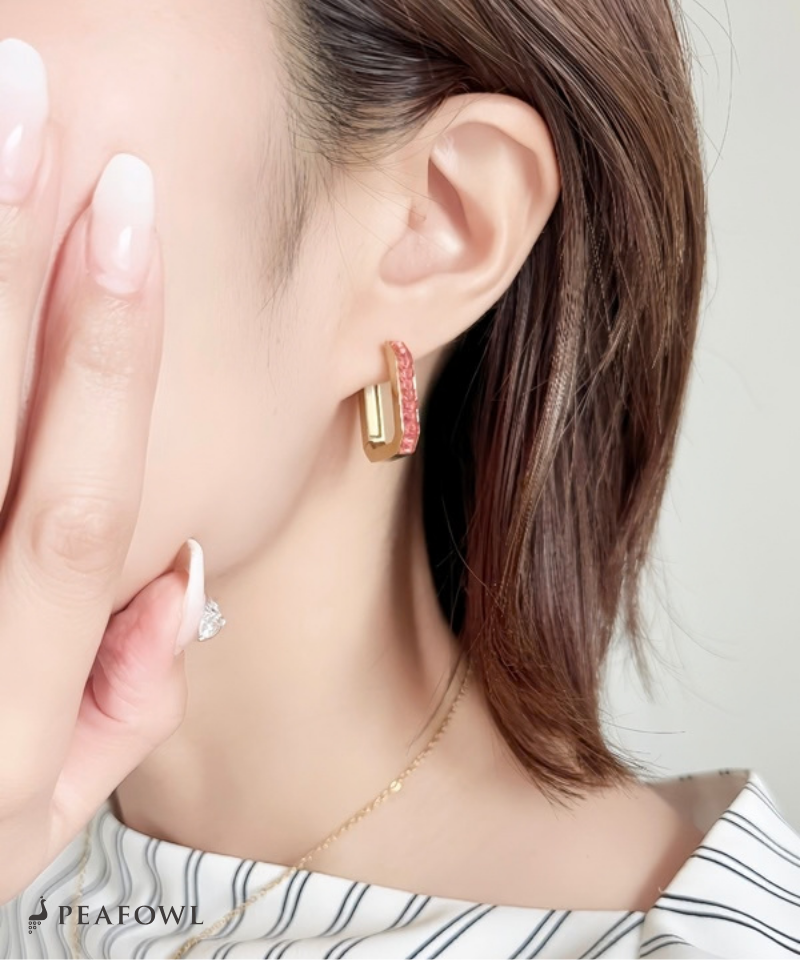Rectangle Stone Line Pierce