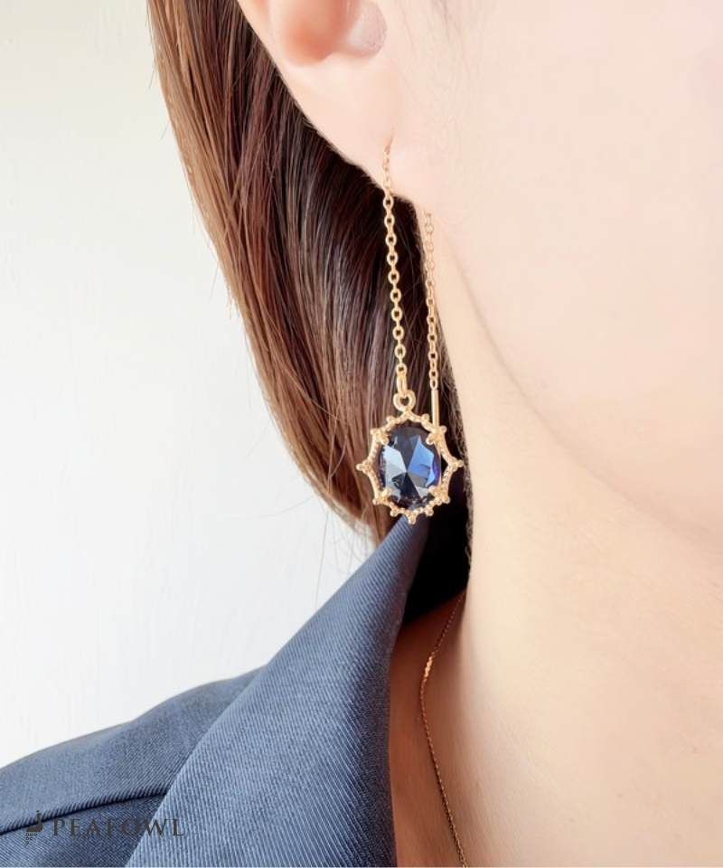 Ornate Oval Stone American Pierce