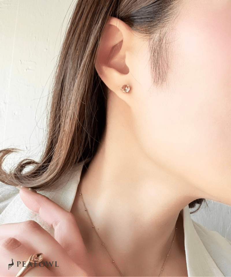 6mm Zircon Single Pierce - peafowl