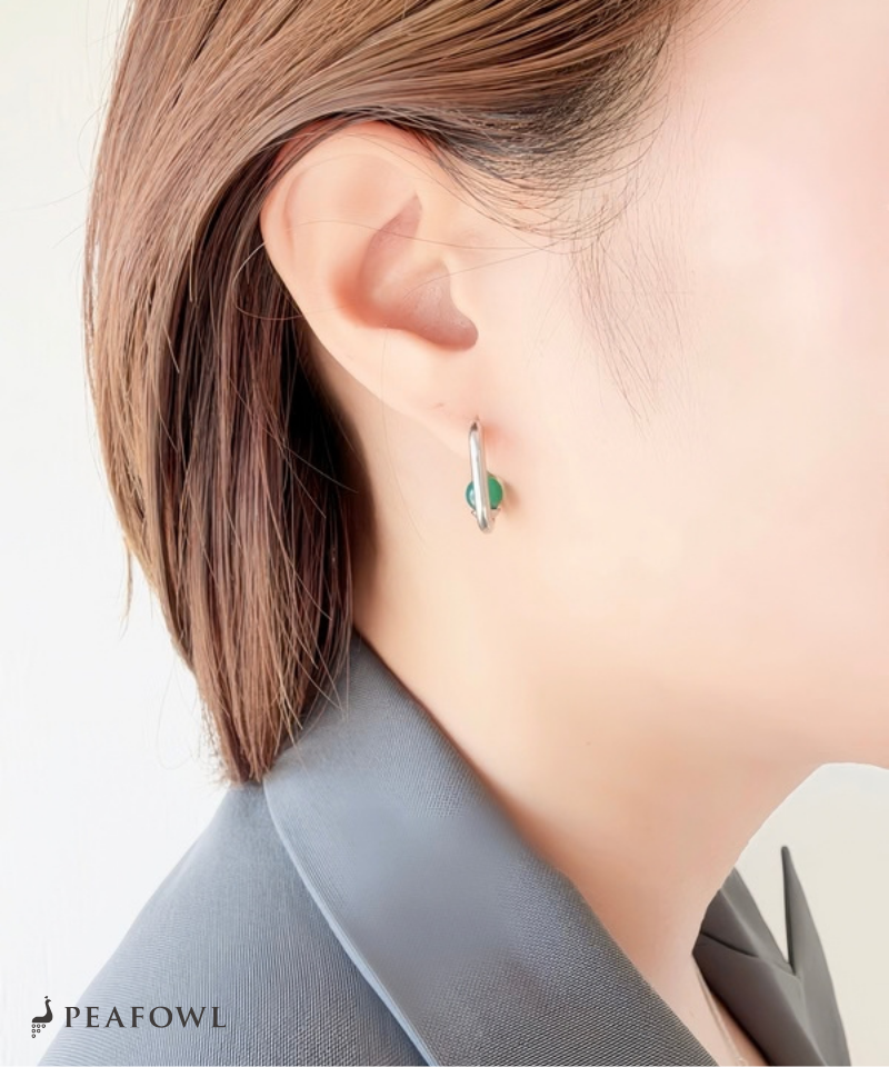 Stone Oval Frame Pierce