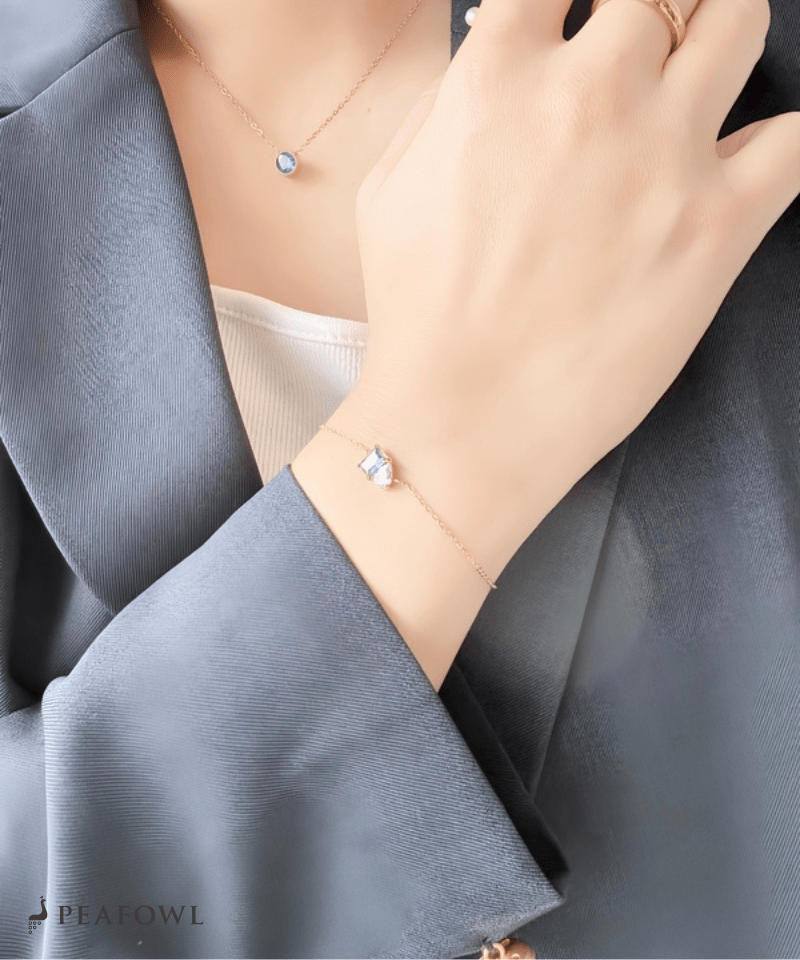 Asymmetry Bijou Chain Bracelet - peafowl