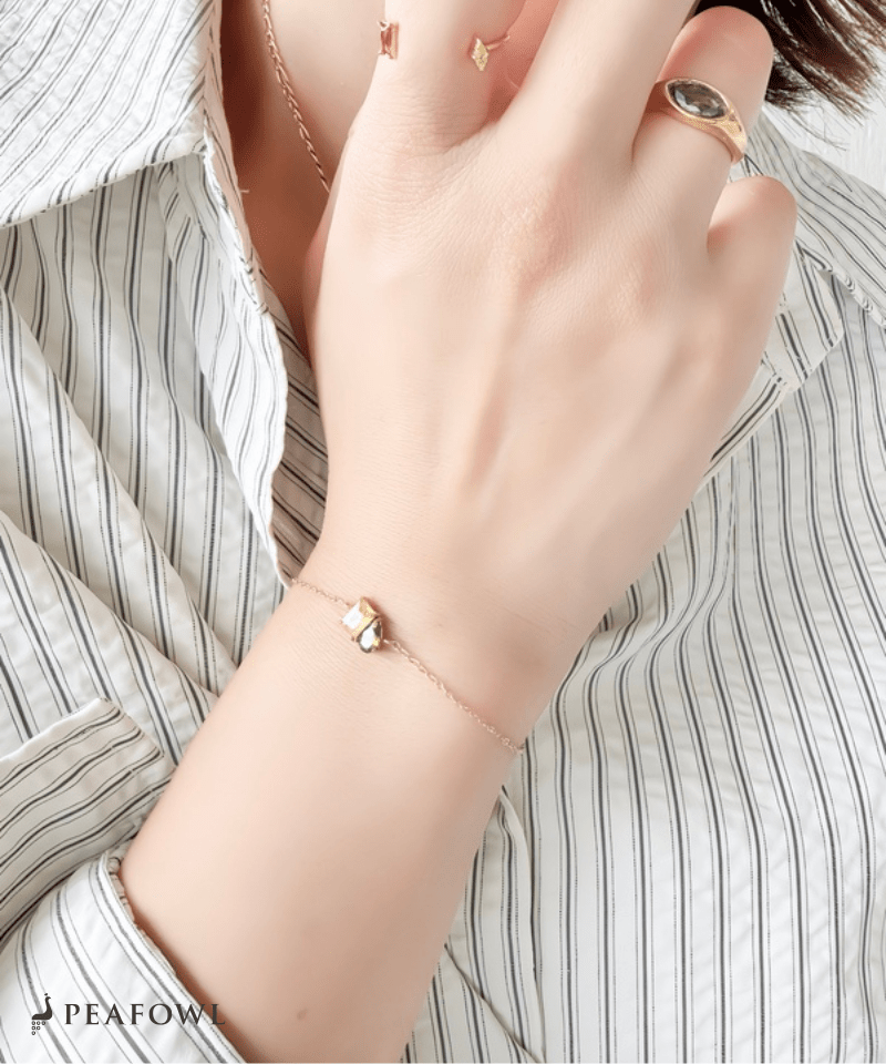 Asymmetry Bijou Chain Bracelet - peafowl