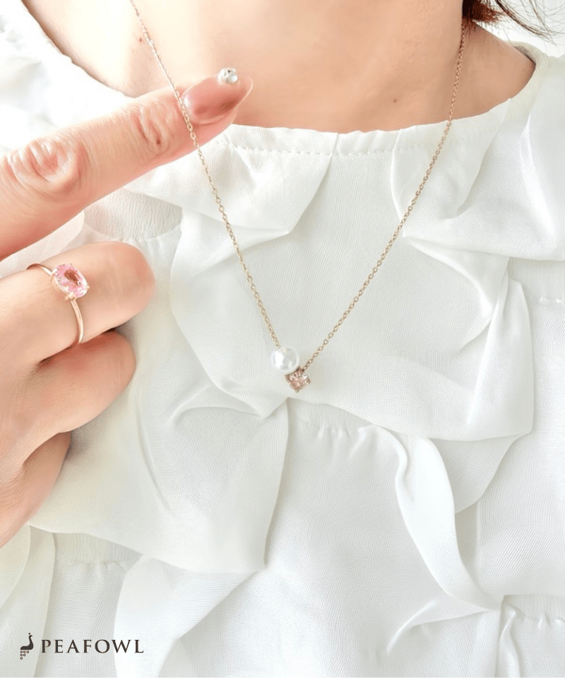 Bijou Pearl Link Necklace - peafowl