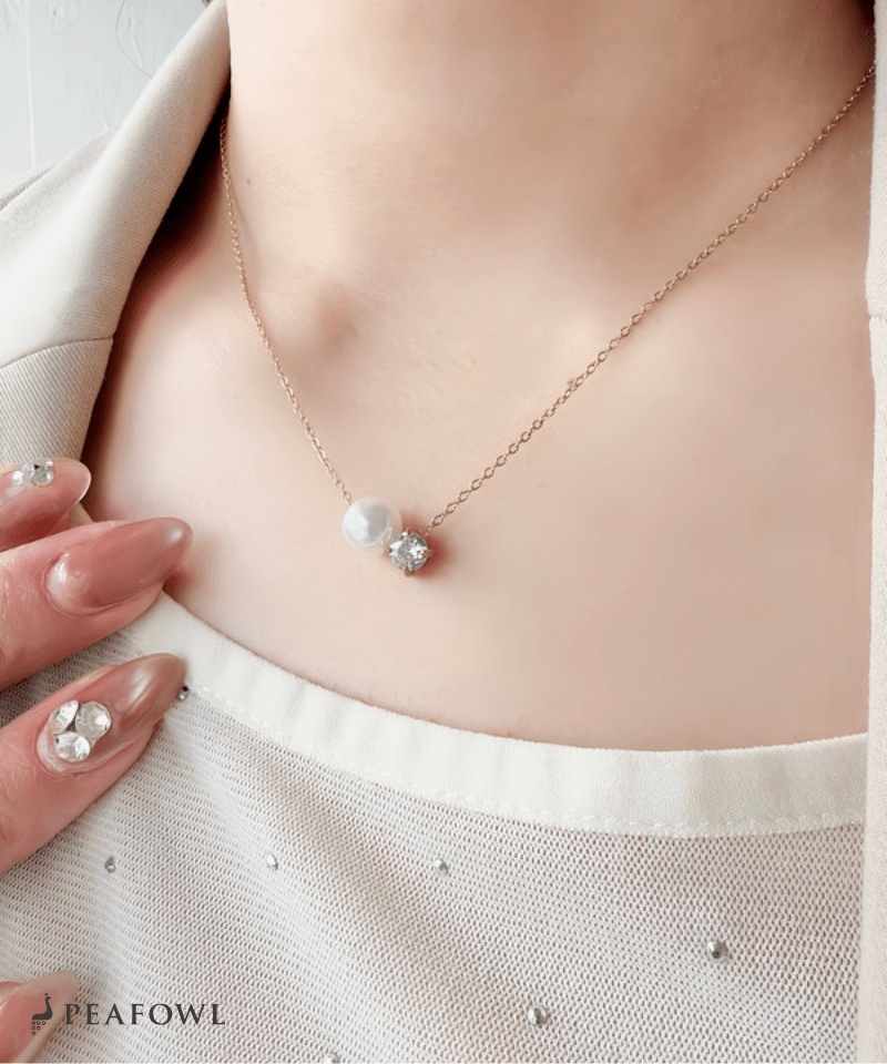 Bijou Pearl Link Necklace - peafowl