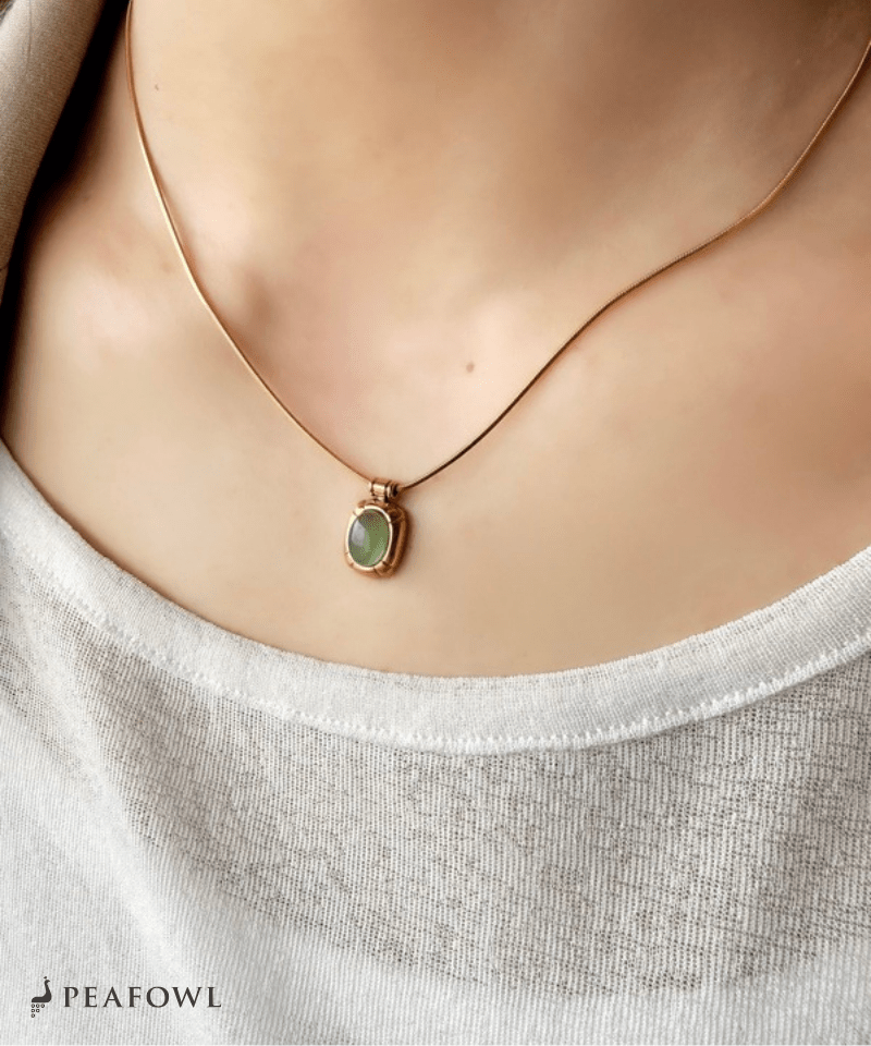 Circle Snake Chain Necklace - peafowl