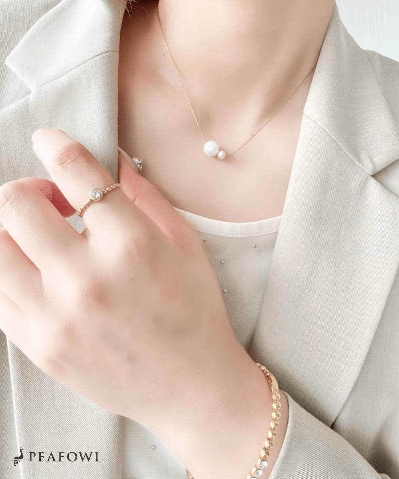 Duet Pearl Necklace - peafowl