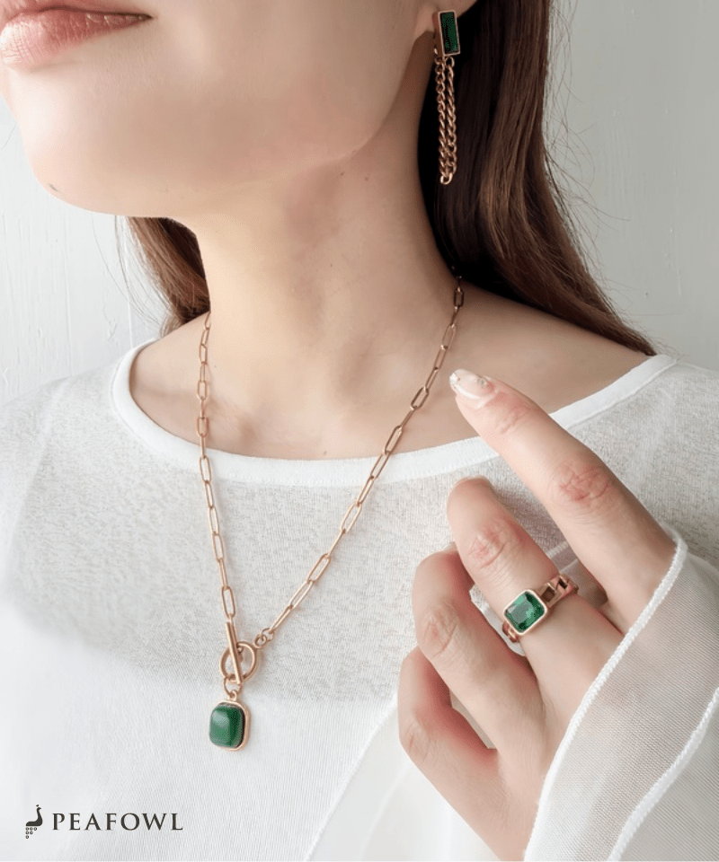 Green Stone Chain Necklace - peafowl