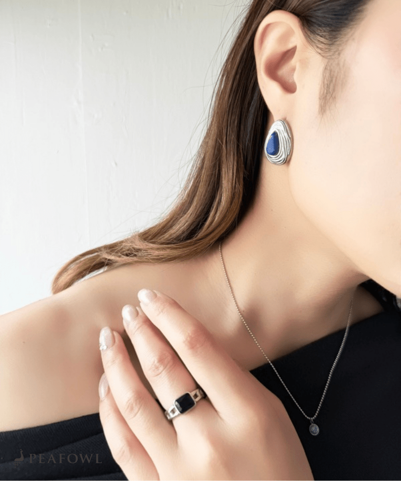 Lapis Wave Frame Pierce - peafowl