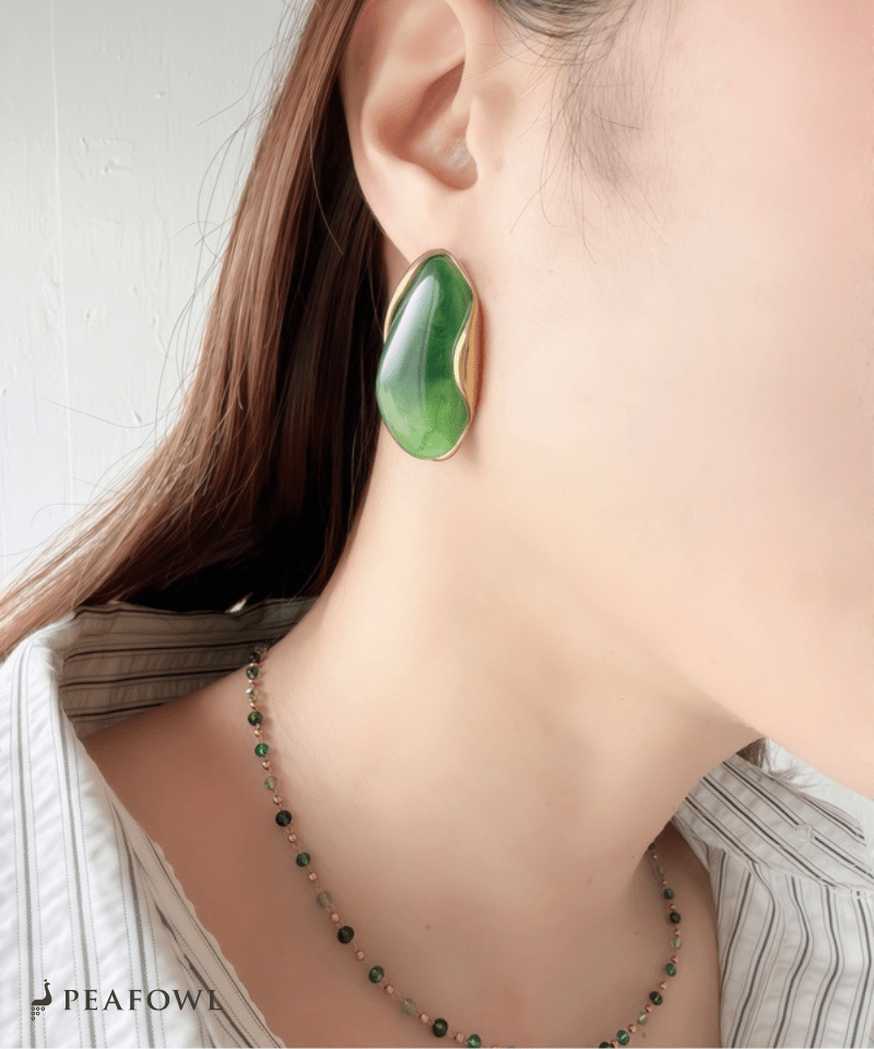 Marble Stone Pierce - peafowl