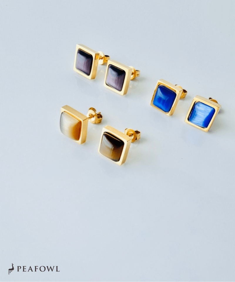 Modern Block Stone Pierce - peafowl