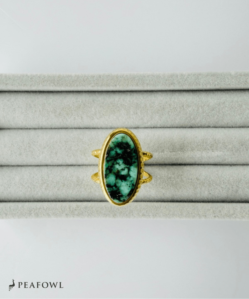 Moss Oval Ring - peafowl