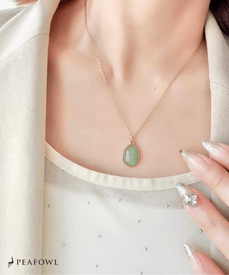 Nuance Stone Necklace - peafowl