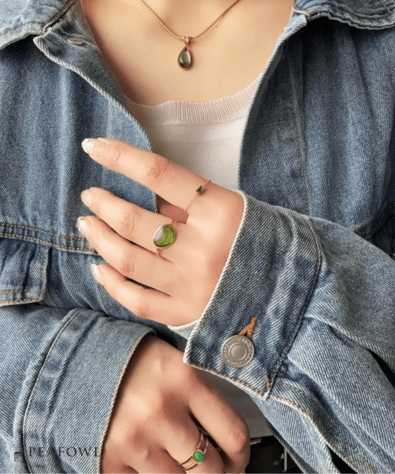 Oval Glass Ring - peafowl