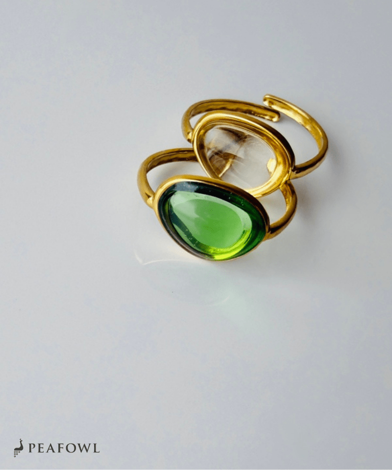 Oval Glass Ring - peafowl