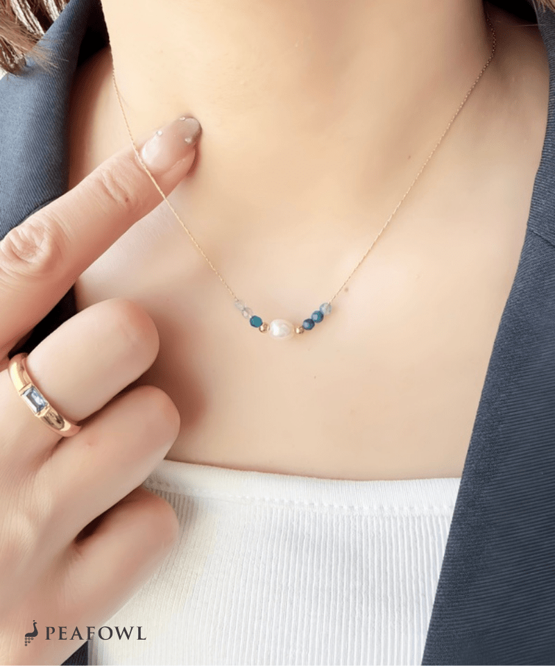 Pearl Bijou Line Necklace - peafowl