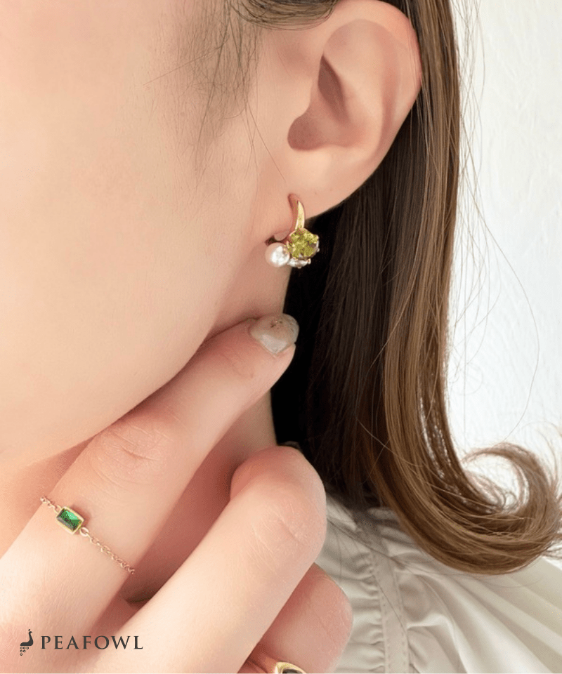 Pearl Mix Hoop Earring - peafowl