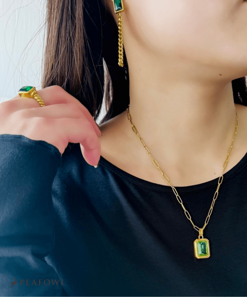 Rectangle Green Chain Necklace - peafowl