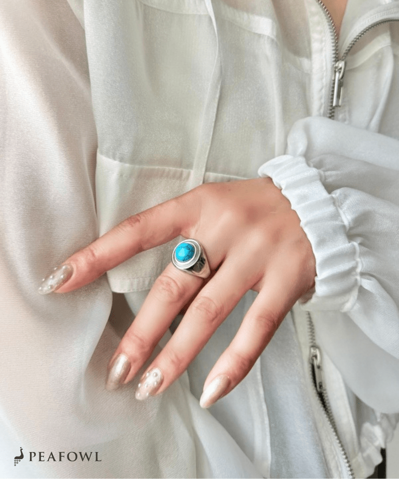 Retro Volume Stone Ring - peafowl