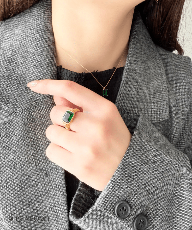 Twist Square Zircon Ring - peafowl