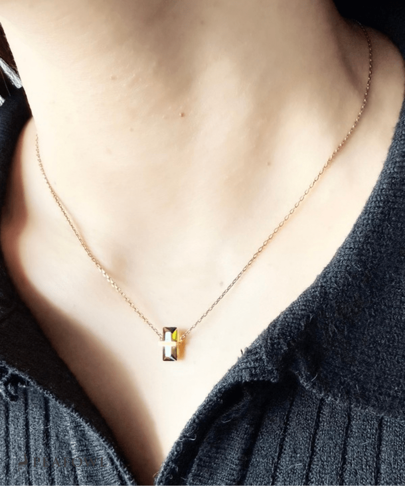 Vertical Green Zircon Necklace - peafowl