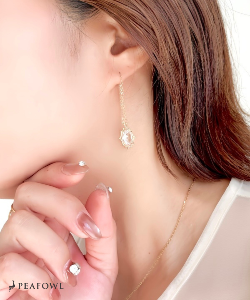Ornate Oval Stone American Pierce