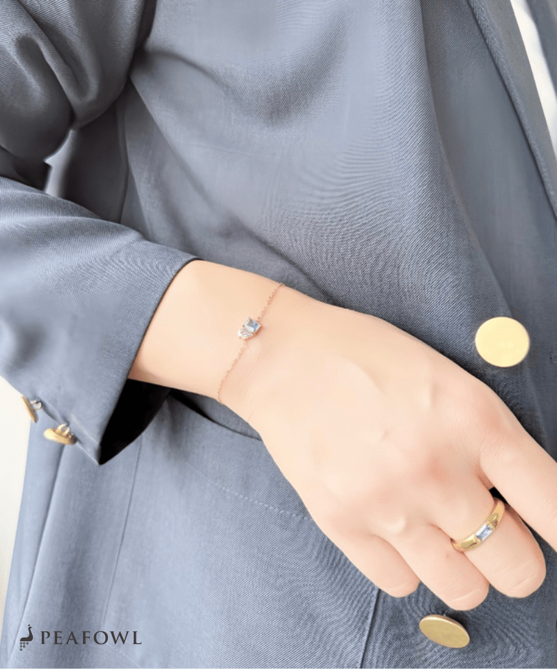 Asymmetry Bijou Chain Bracelet - peafowl