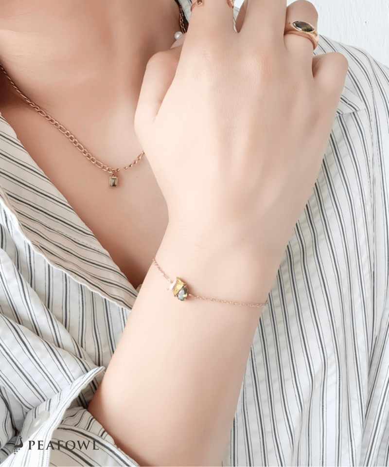 Asymmetry Bijou Chain Bracelet - peafowl