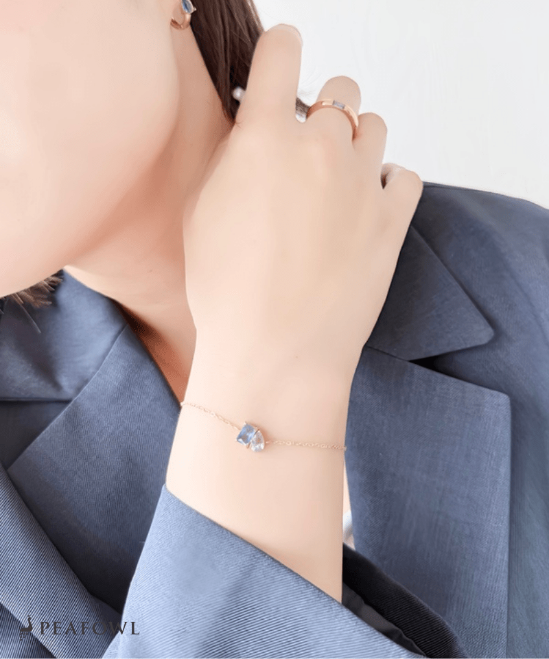 Asymmetry Bijou Chain Bracelet - peafowl