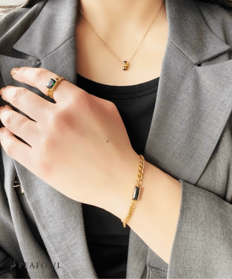 Asymmetry Chain Bracelet - peafowl