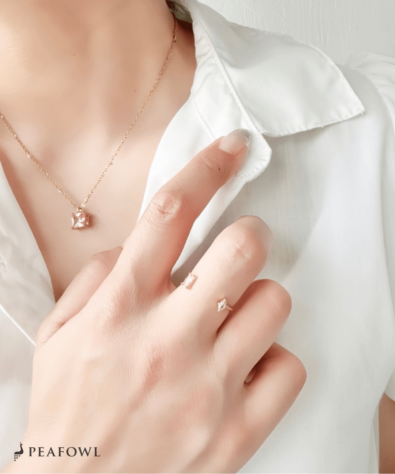Asymmetry Stone Ring - peafowl