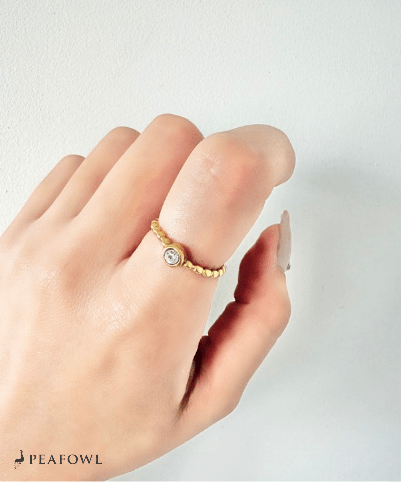 Bijou Ball Ring - peafowl