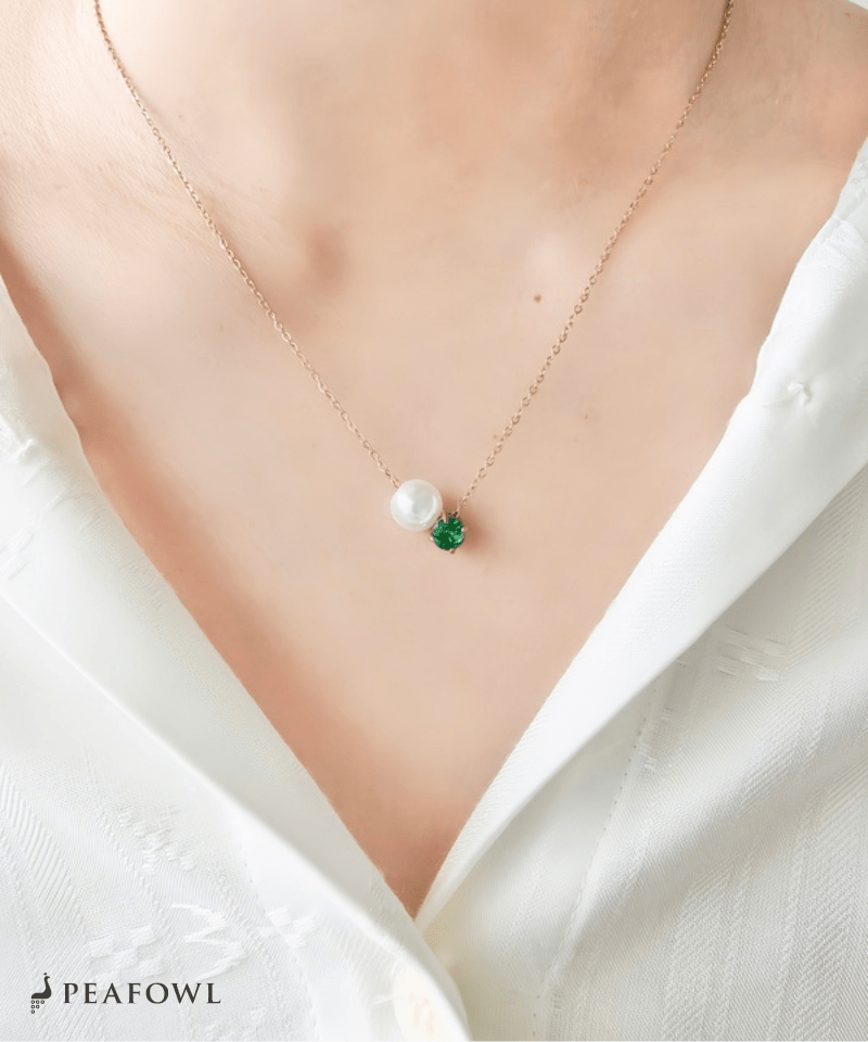 Bijou Pearl Link Necklace - peafowl