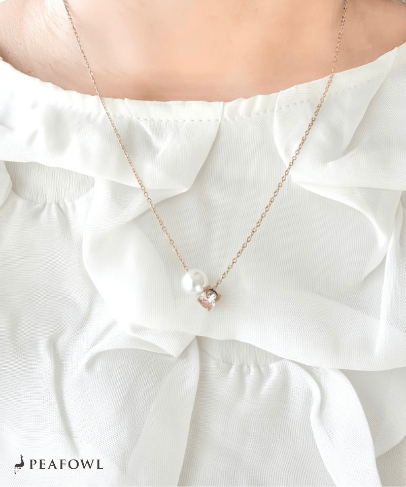 Bijou Pearl Link Necklace - peafowl