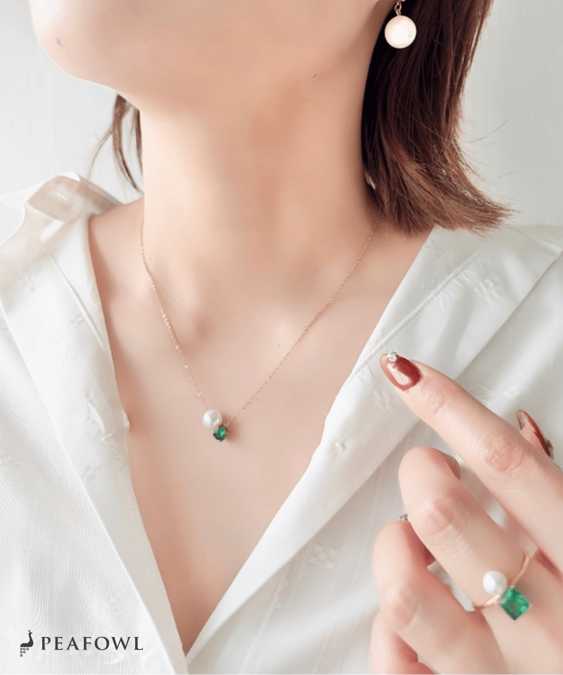 Bijou Pearl Link Necklace - peafowl