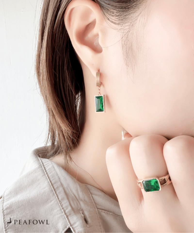 Block Hoop Pierce - peafowl