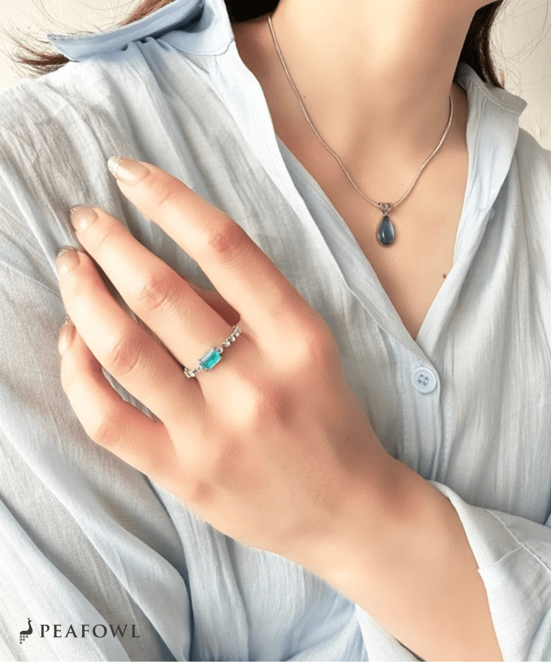 Blue Stone Zircon Line Slider Ring - peafowl