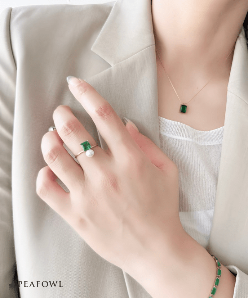 Deep Green Pearl Ring - peafowl