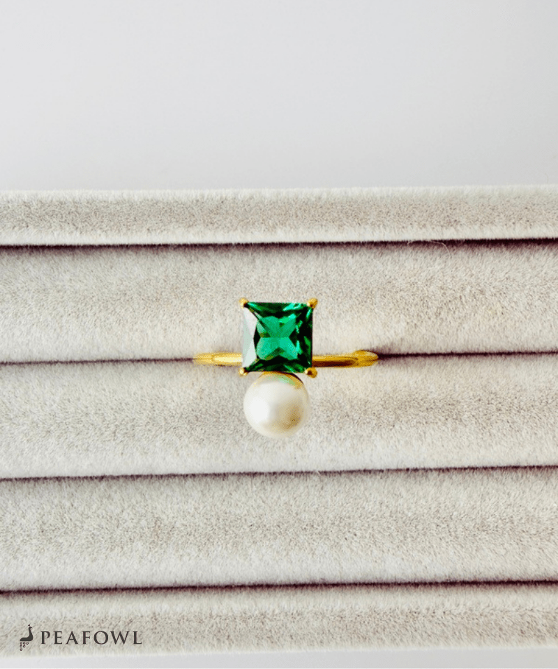 Deep Green Pearl Ring - peafowl