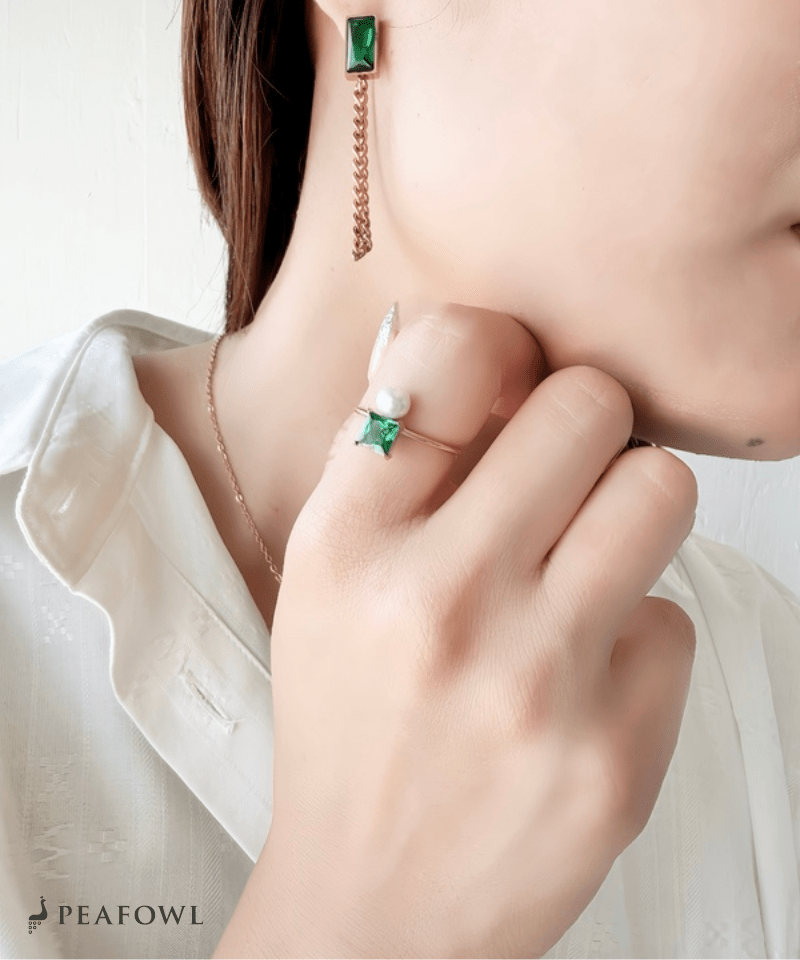 Deep Green Pearl Ring - peafowl