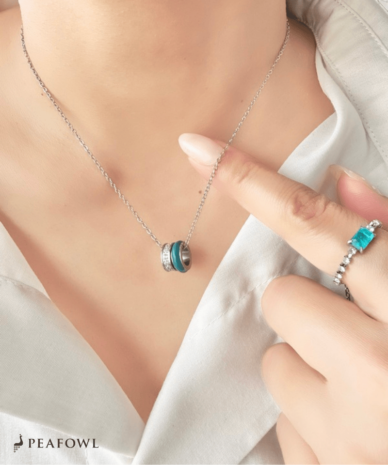 Double Ring Layer Necklace - peafowl