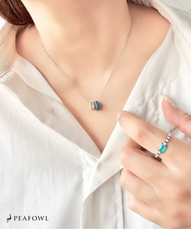 Double Ring Layer Necklace - peafowl