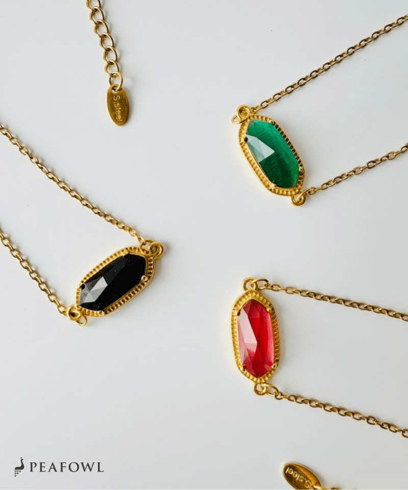 Elegant Claw Crystal Necklace - peafowl