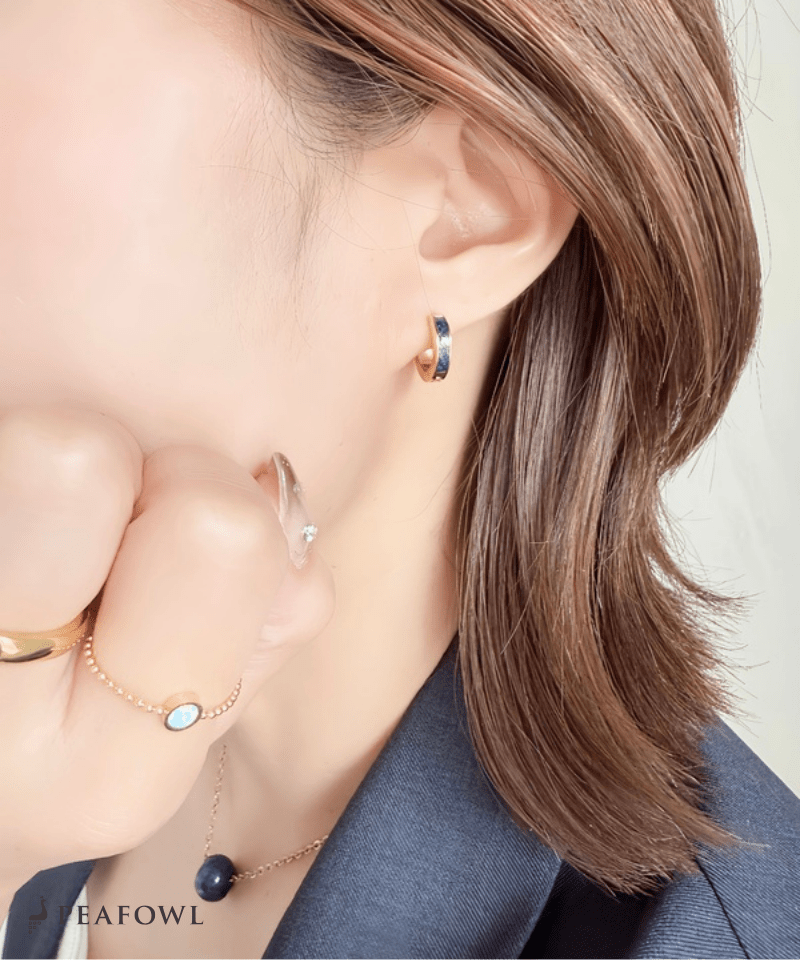 Glitter Line Hoop Pierce - peafowl