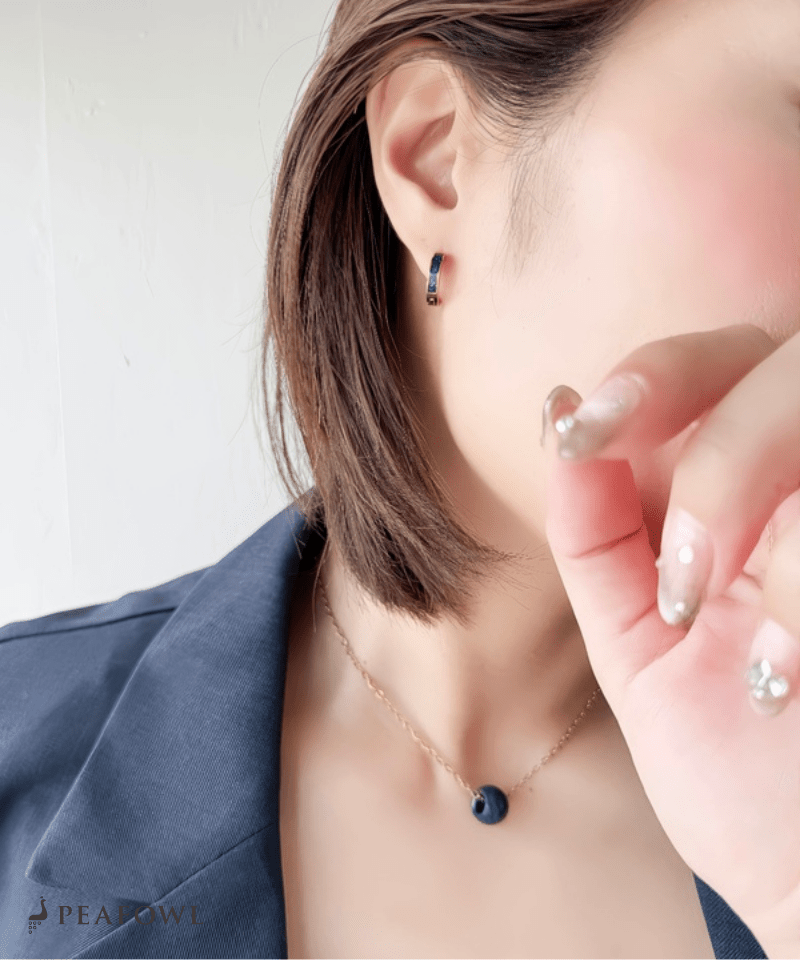 Glitter Line Hoop Pierce - peafowl