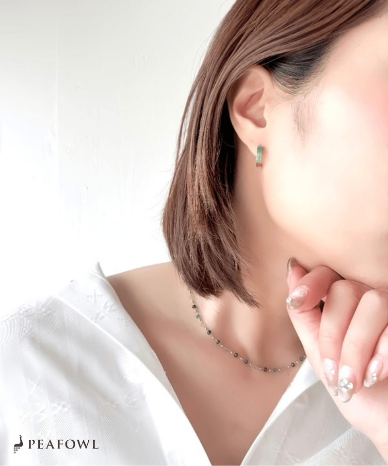 Glitter Line Hoop Pierce - peafowl
