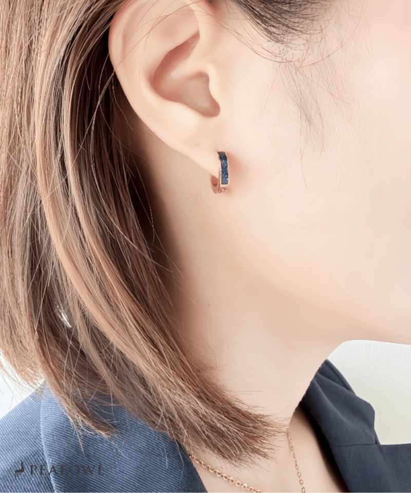 Glitter Line Hoop Pierce - peafowl