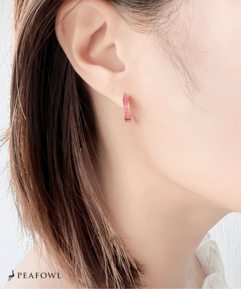 Glitter Line Hoop Pierce - peafowl