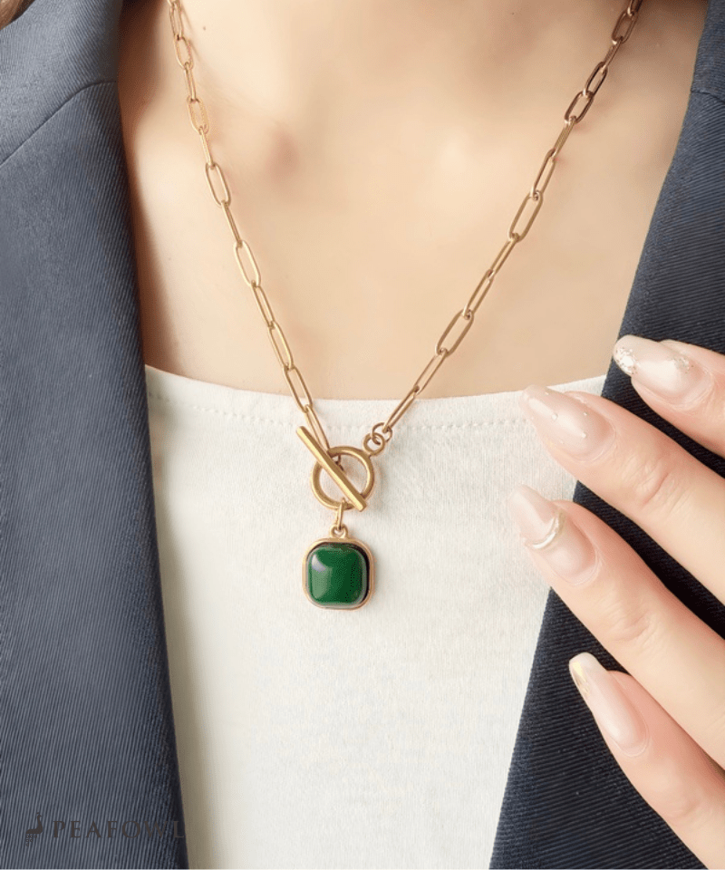 Green Stone Chain Necklace - peafowl