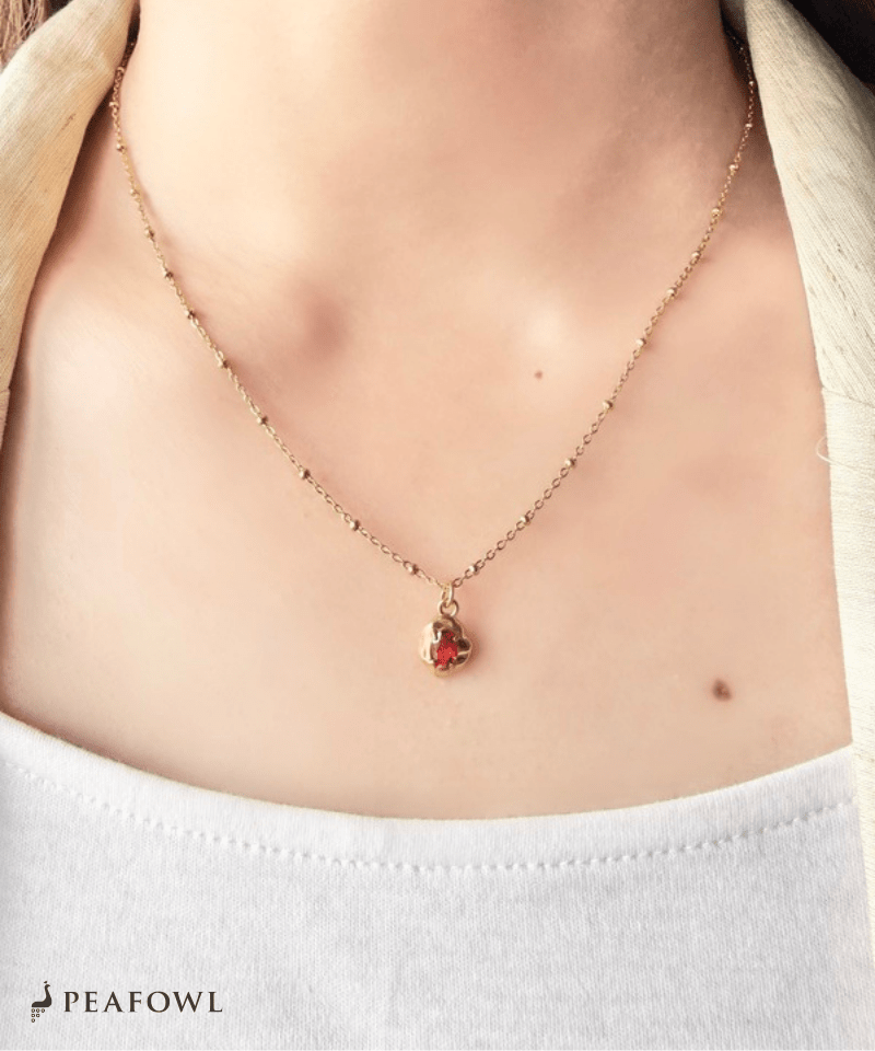 Irregular Zircon Pendant Necklace - peafowl